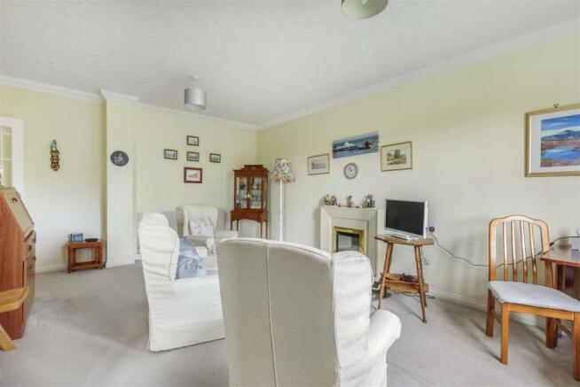 Living Room.jpg