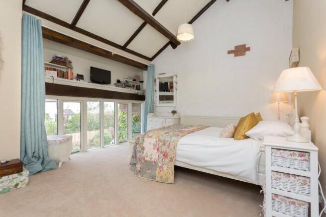 Bedroom (B)
