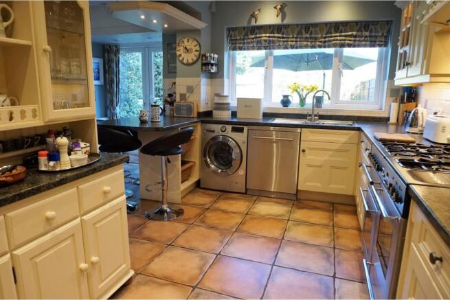 Kitchen / Breakfast