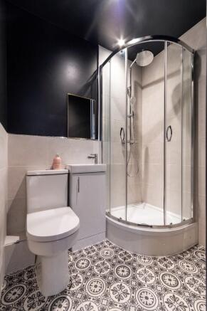Room 2 - Ensuite