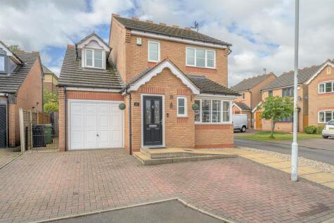 Belfry Drive, Wollaston, DY8 4SE