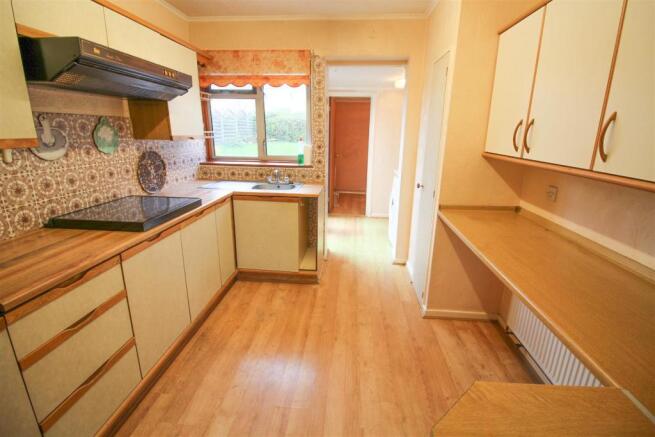 Kitchen 2.jpg