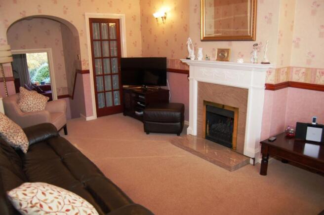 SITTING ROOM