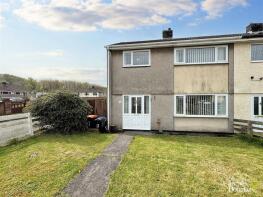 17, Hawthorne Close, Llanmartin, Newport NP18 2EU