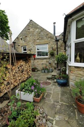Patio & Log Store