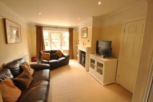 2ND LOUNGE/DINING RM