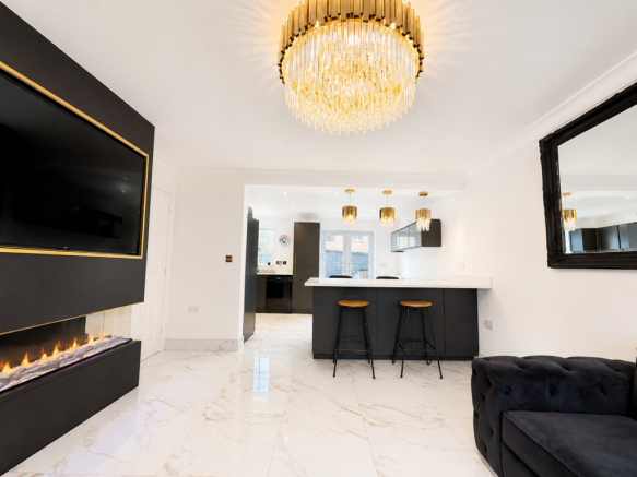 Kitchen/Lounge
