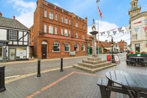 Flat 3, 6, Market Place, Harleston IP20 9AD