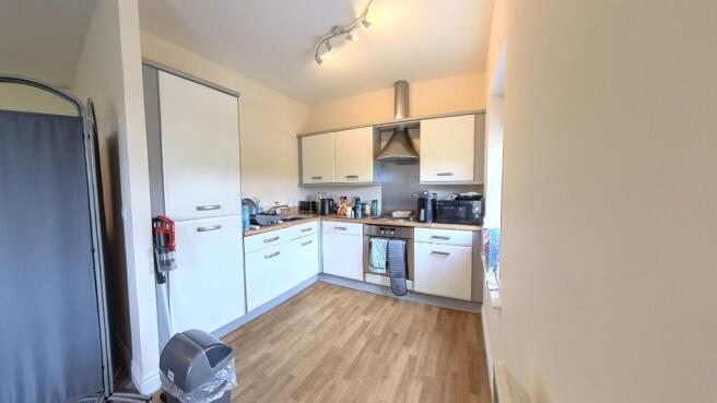 2 bed Flat for sale Image 6