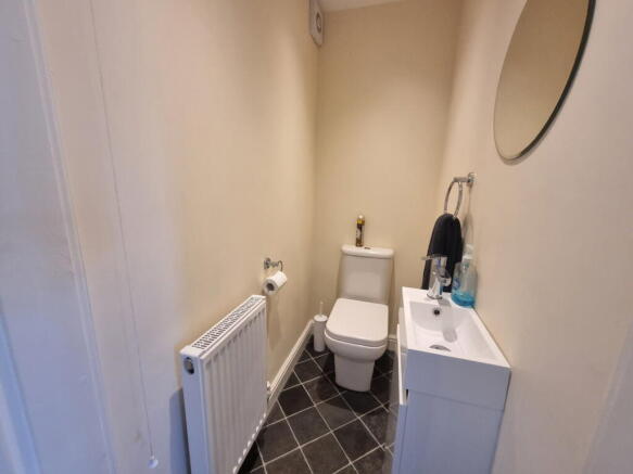 2 bed Detached to rent Image 6