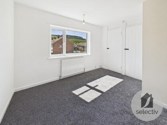 3 bed Town House for sale Image 8