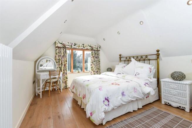 2nd Bedroom