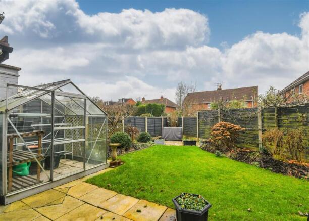 57 Windmill Lane - Garden (2).jpg