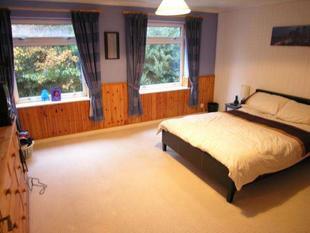 BEDROOM 2: