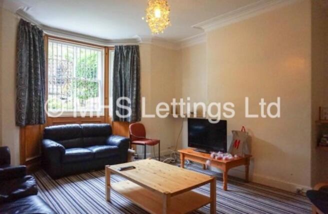 7 bed Terraced to rent Image 4