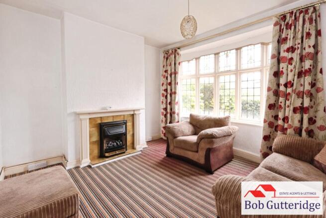 BAY FRONTED LOUNGE
