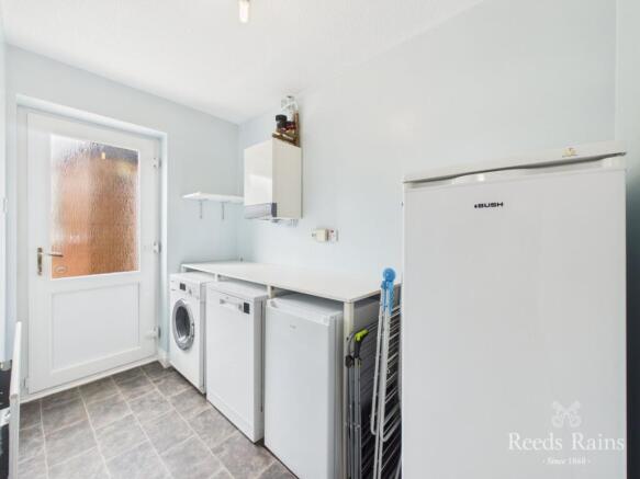 3 bed Detached for sale Image 11