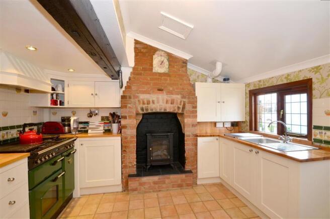 Kitchen/Dining Area