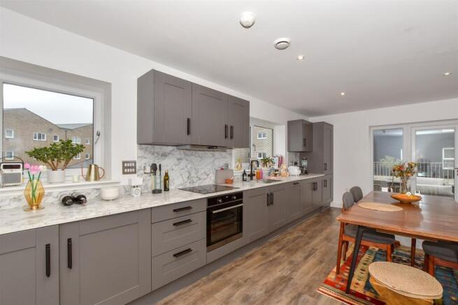 Lounge/Diner/Kitchen