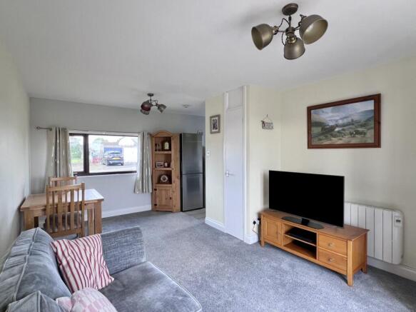 42 Laigh Isle, Isle of Whithorn - Williamson and H