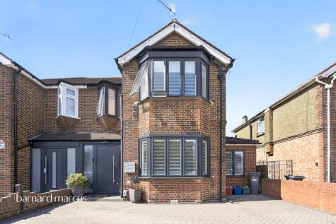 Harlington Road West, Feltham