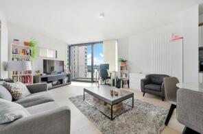 67, 51 Summerston House, Starboard Way, Silvertown, London E16 2PE