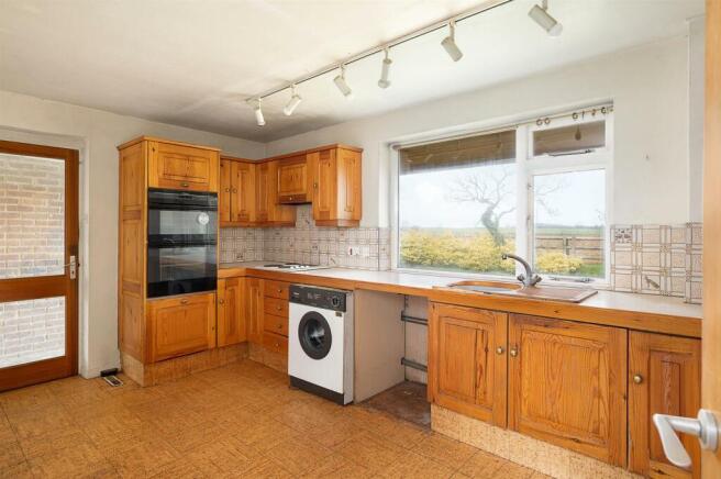 230307-1359 Kitchen.jpg