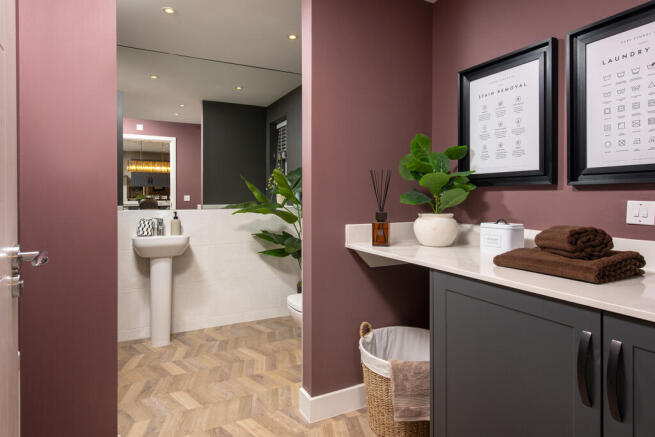 4 bed Detached for sale Image 7