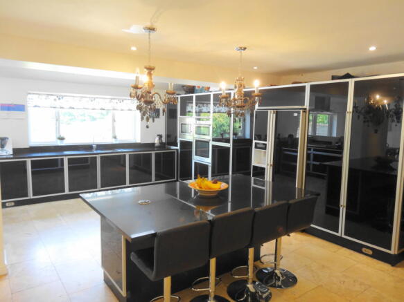 Kitchen 1