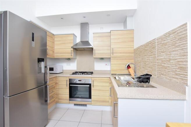 Kitchen/ Dining Area