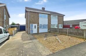 30, Durham Avenue, Sleaford NG34 8UD