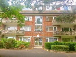 11, Wistaria House, Redhill Drive, Bournemouth BH10 6AE