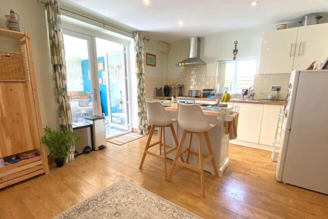 Annexe - Kitchen Din