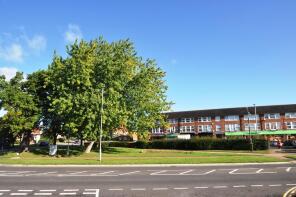 39, Woodhall House, Cole Green Lane, Welwyn Garden City AL7 3PU