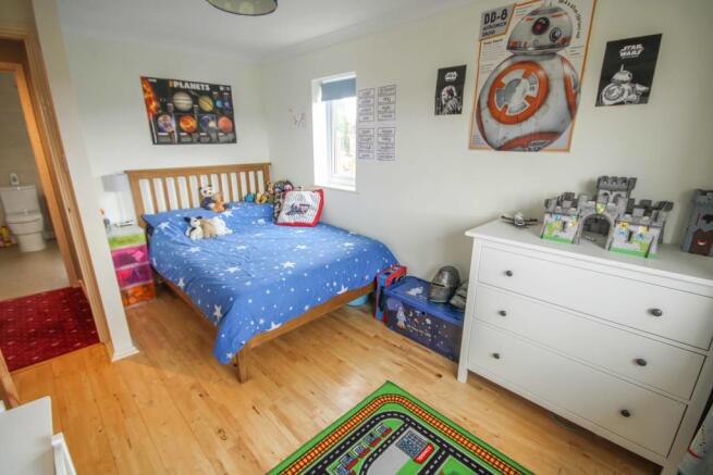 Photo 9