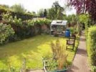 REAR GARDEN: