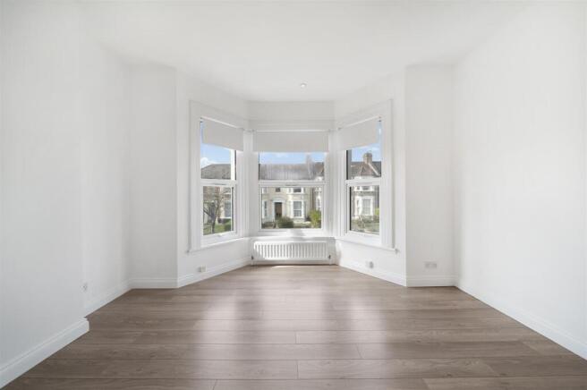 Flat E, 129 Wellmeadow Road - A9poPuy43n69uoQiNEjO