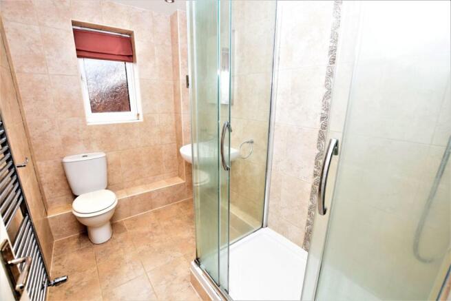 Master En-suite