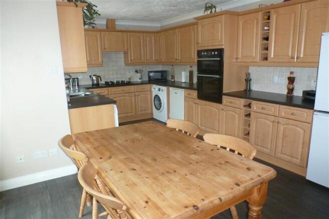 Kitchen/Breakfast Room