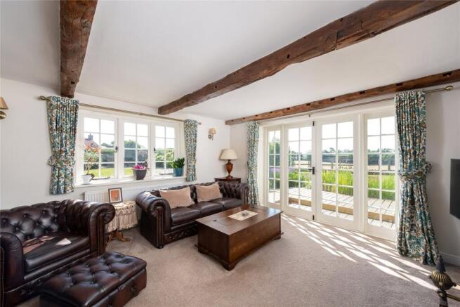 Bishopstone Road, Stone, Aylesbury, Buckinghamshire, HP17 photo 4