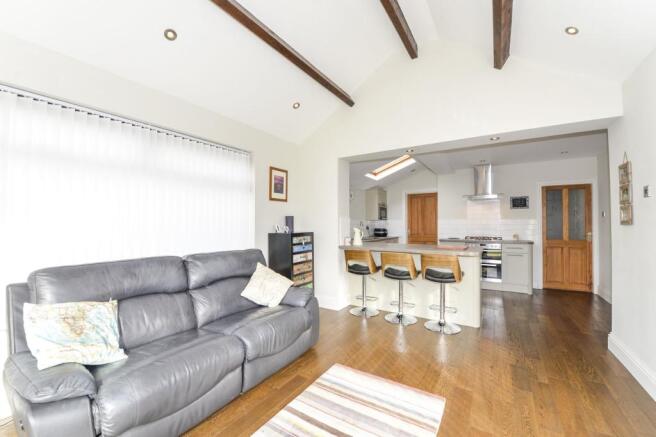 Kitchen/ Family room