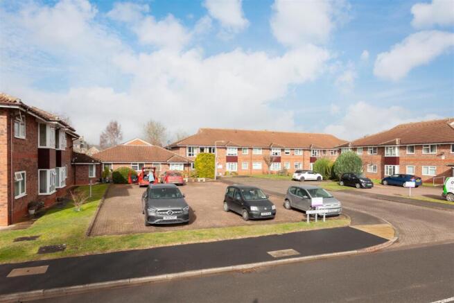 2 bed Retirement Property for sale Image 10
