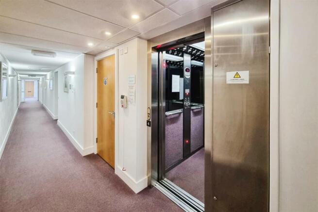 flat60martellocourt3-15jevingtongardenseastbourneb