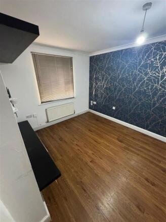 WhatsApp Image 2025-12-18 at 14.49.38 (2).jpeg