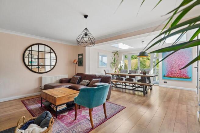 Sitting/Dining Room