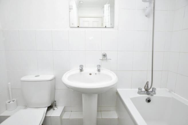 27c1d27a-Bathroom.JPG