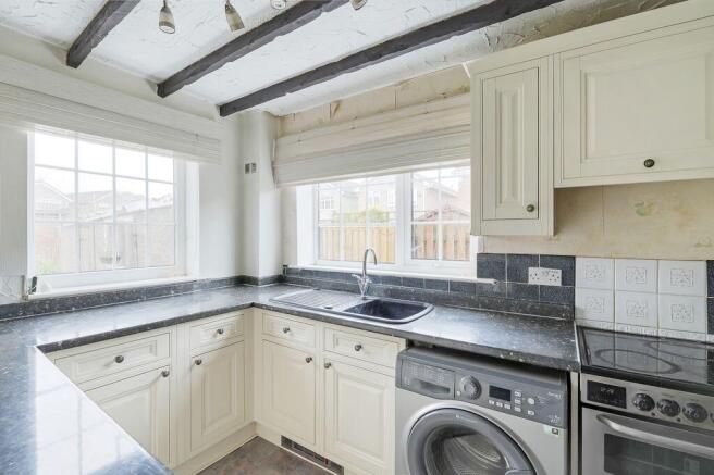 3 bed Detached for sale Image 9