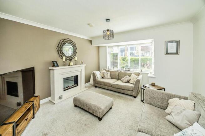3 bed Semi-Detached for sale Image 9