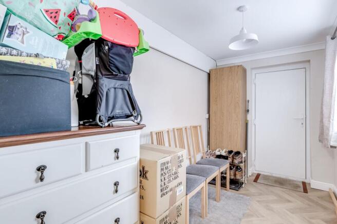 3 bed Terraced for sale Image 9