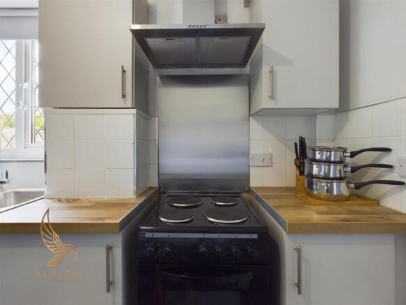 3 bed Terraced for sale Image 4
